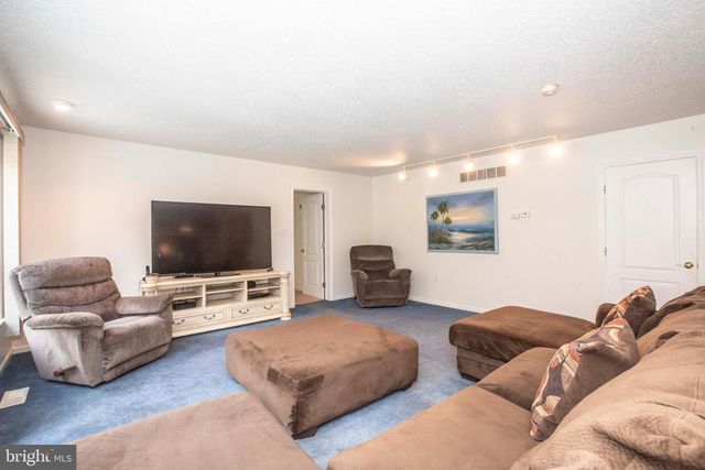 3066 PRICETOWN RD, Temple, PA 19560