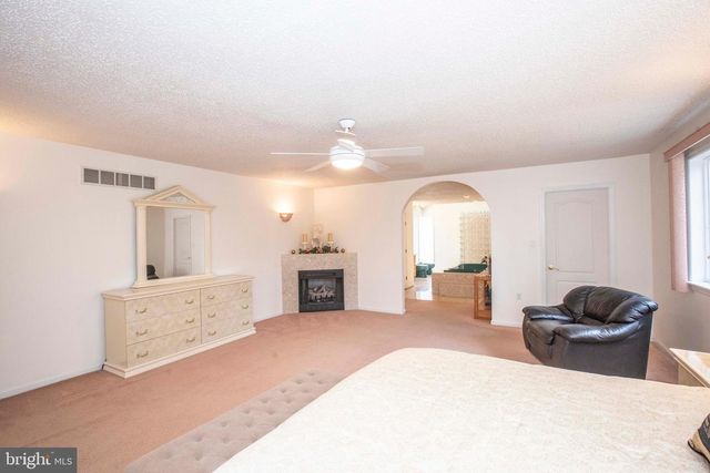 3066 PRICETOWN RD, Temple, PA 19560