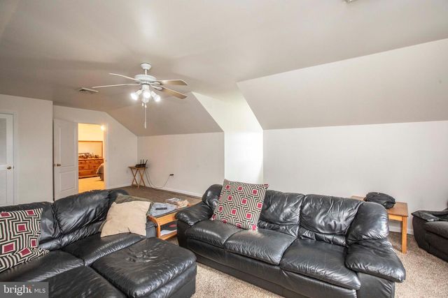 3066 PRICETOWN RD, Temple, PA 19560
