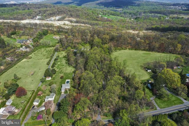 3066 PRICETOWN RD, Temple, PA 19560
