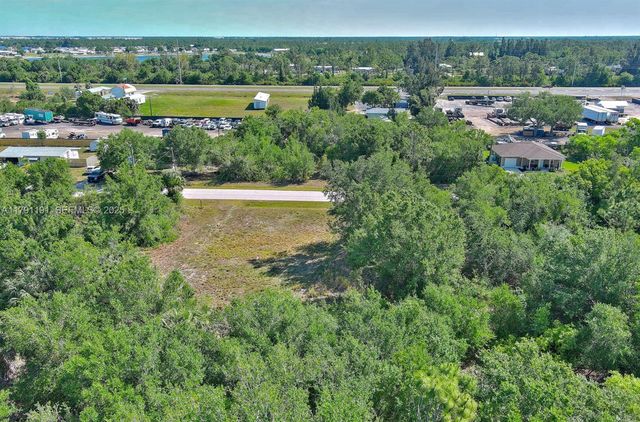 11117 1st Avenue, Punta Gorda, FL 33955