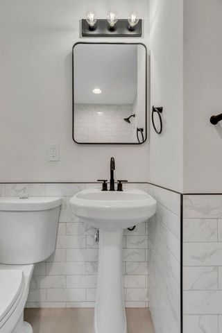 3120 Southlake Dr, Nashville, TN 37211