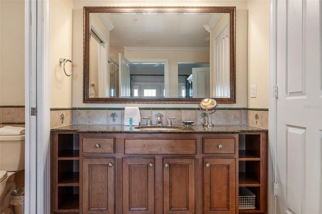 1597 HERITAGE CROSSING COURT 302, Reunion, FL 34747