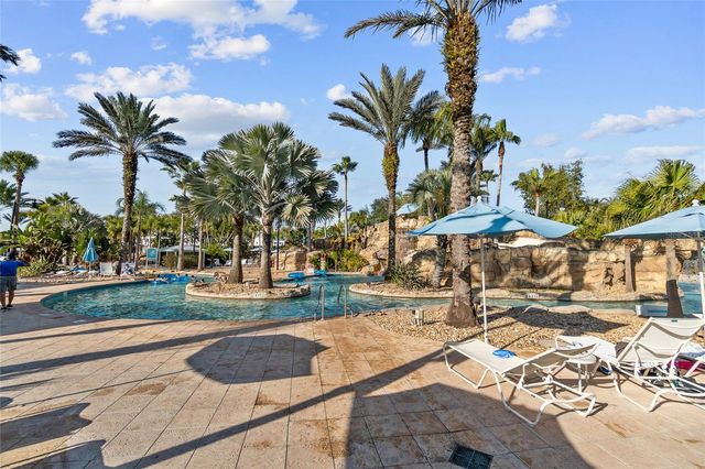 1597 HERITAGE CROSSING COURT 302, Reunion, FL 34747