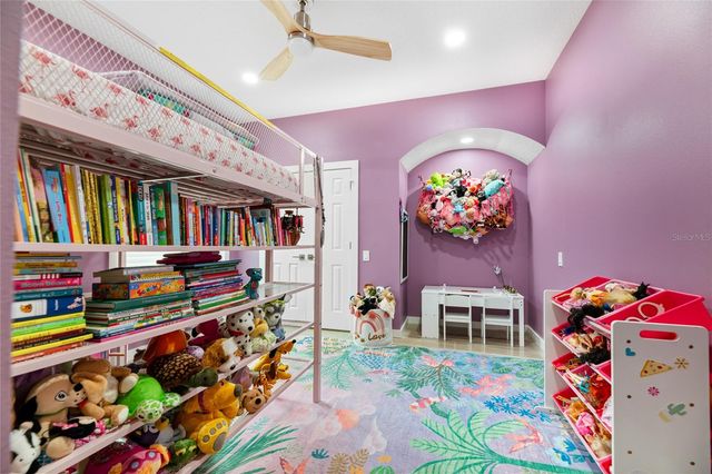 10 GLENEAGLES PLACE, Palm Coast, FL 32137