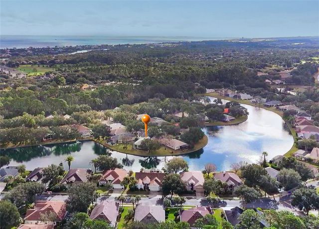 10 GLENEAGLES PLACE, Palm Coast, FL 32137