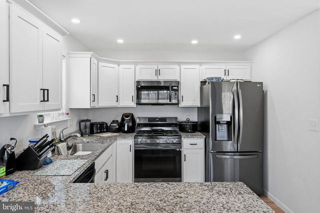 1011 WEST AVE, New Castle, DE 19720