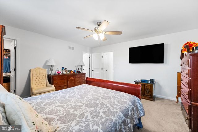 1011 WEST AVE, New Castle, DE 19720