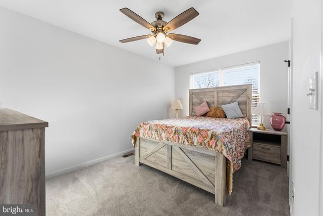 1011 WEST AVE, New Castle, DE 19720