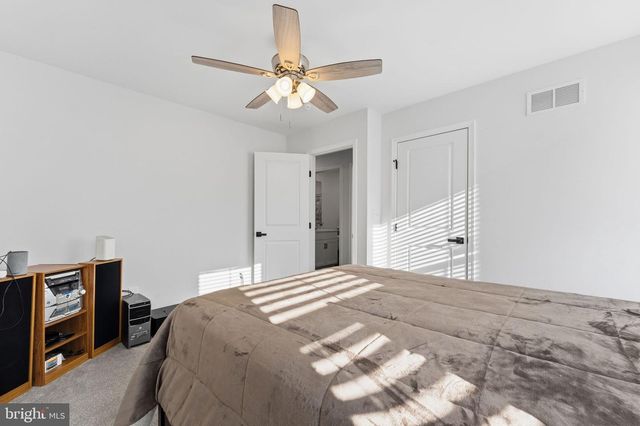 1011 WEST AVE, New Castle, DE 19720