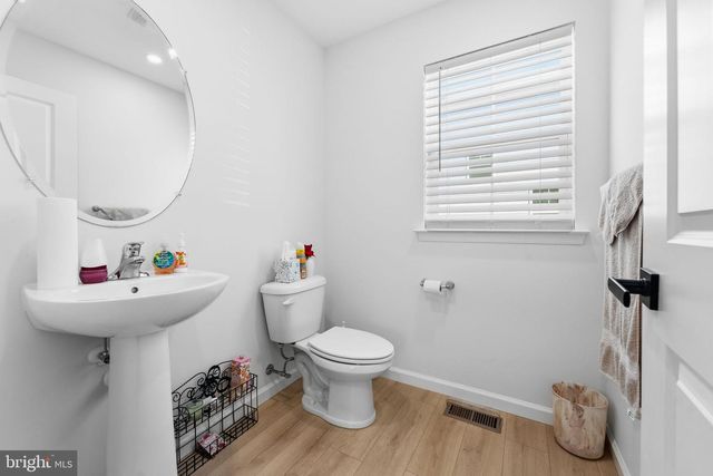 1011 WEST AVE, New Castle, DE 19720