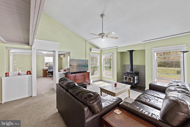 52 LITTLEWORTH ROAD, Manahawkin, NJ 08050