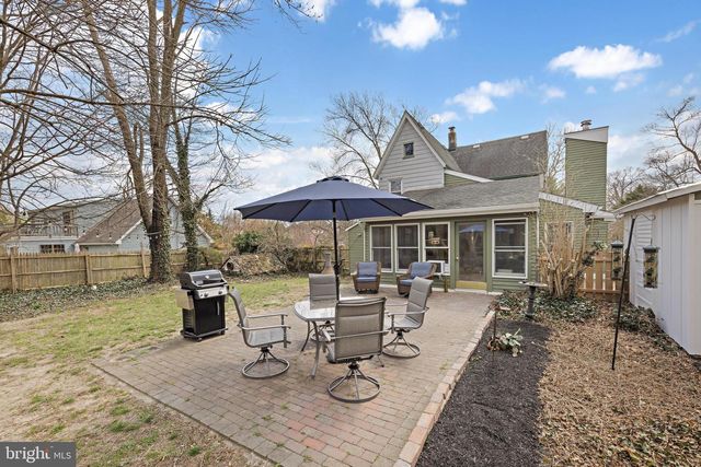 52 LITTLEWORTH ROAD, Manahawkin, NJ 08050