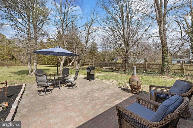 52 LITTLEWORTH ROAD, Manahawkin, NJ 08050