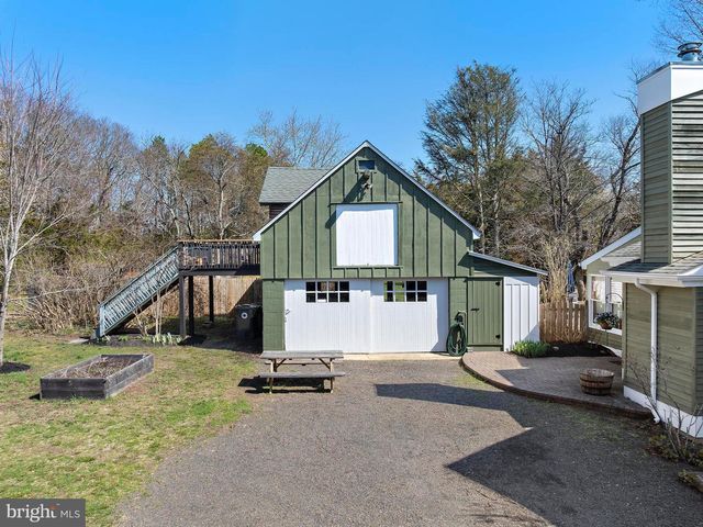 52 LITTLEWORTH ROAD, Manahawkin, NJ 08050