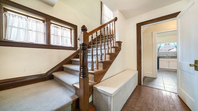 1218 Harlem Boulevard, Rockford, IL 61103