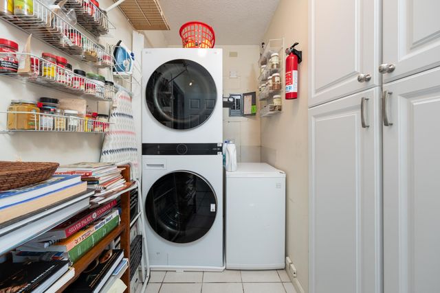 730 Centre Place, Traverse City, MI 49684