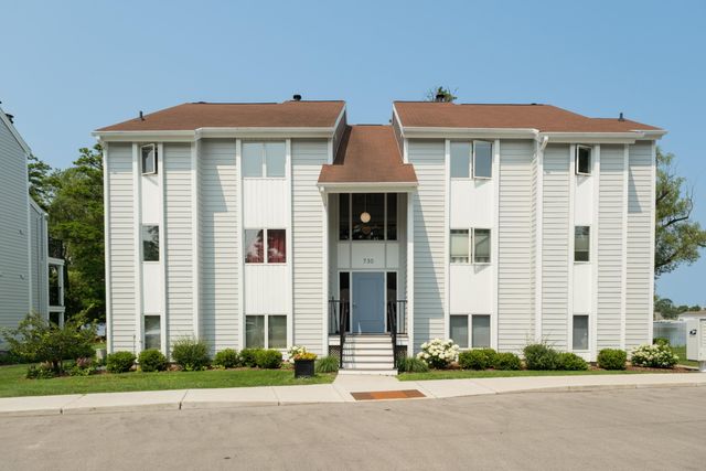 730 Centre Place, Traverse City, MI 49684