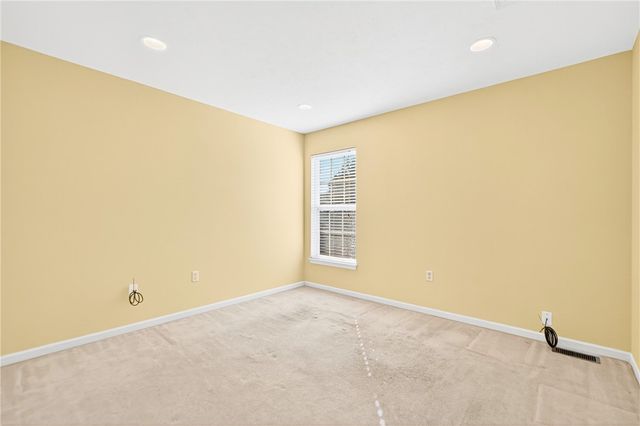 809 WIBLE RUN ROAD, Shaler, PA 15209