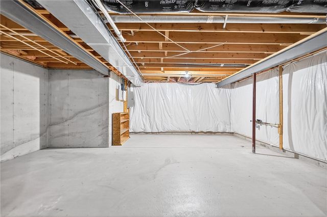 809 WIBLE RUN ROAD, Shaler, PA 15209