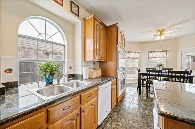 1603 Fairfax Drive, Mansfield, TX 76063