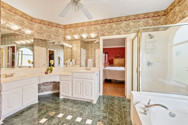 1603 Fairfax Drive, Mansfield, TX 76063