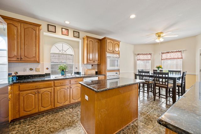 1603 Fairfax Drive, Mansfield, TX 76063