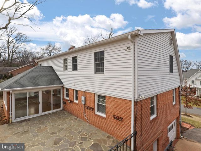 1919 KENBAR COURT, Mclean, VA 22101