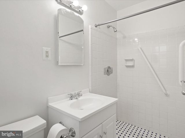 1919 KENBAR COURT, Mclean, VA 22101