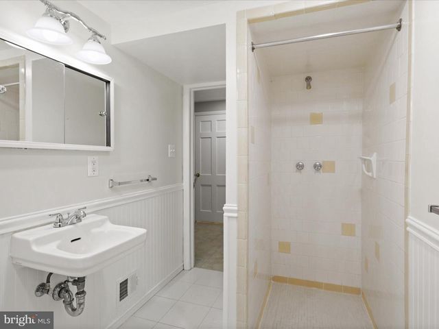 1919 KENBAR COURT, Mclean, VA 22101