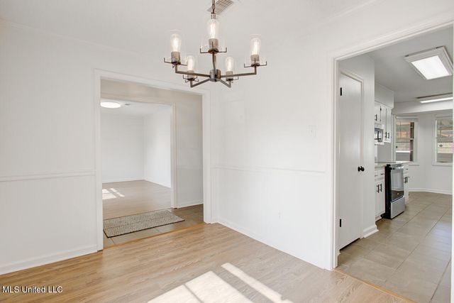 910 Hackberry Drive, Southaven, MS 38671