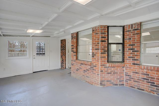 910 Hackberry Drive, Southaven, MS 38671