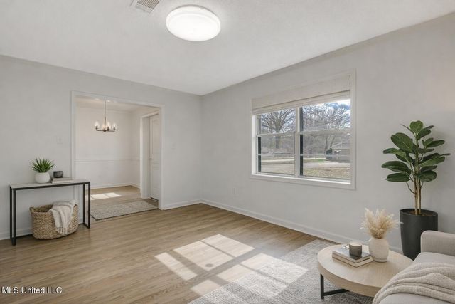 910 Hackberry Drive, Southaven, MS 38671