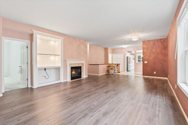 1680 Oakbrooke Court, Eagan, MN 55122