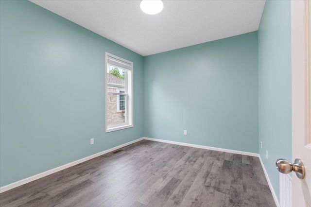 1680 Oakbrooke Court, Eagan, MN 55122