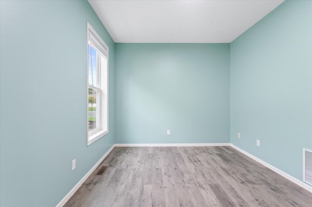 1680 Oakbrooke Court, Eagan, MN 55122