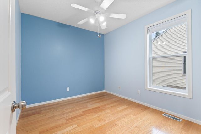 1680 Oakbrooke Court, Eagan, MN 55122