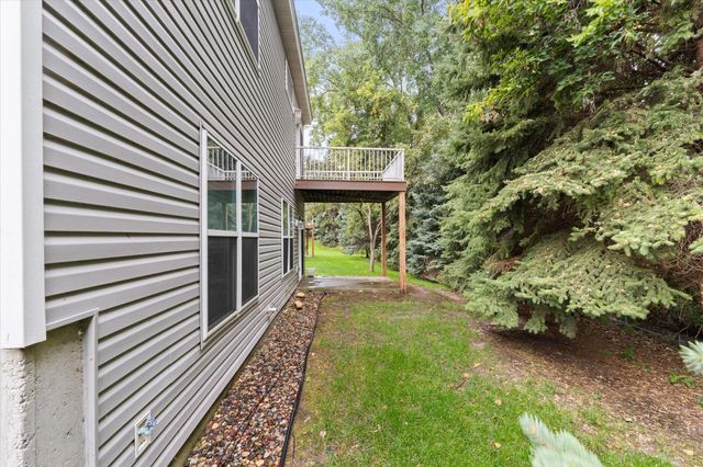 1680 Oakbrooke Court, Eagan, MN 55122