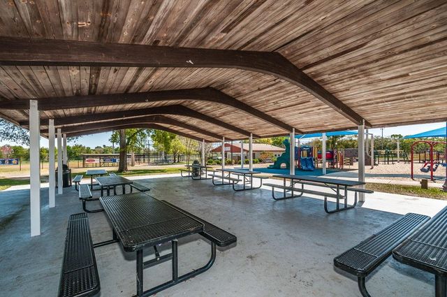 1802 OAK RIDGE ROAD, Safety Harbor, FL 34695