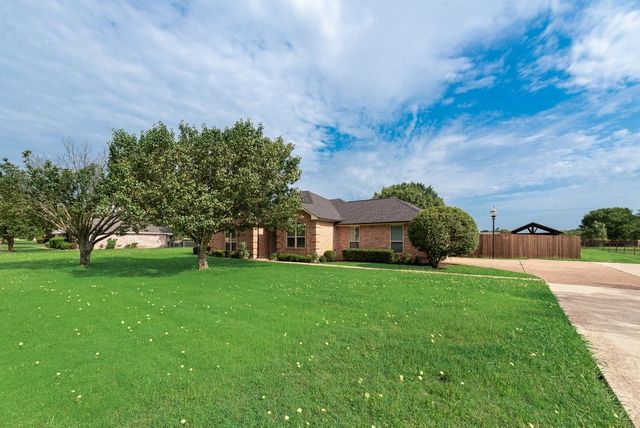 517 Hiwasee Road, Waxahachie, TX 75165