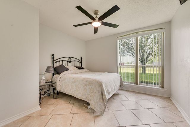 517 Hiwasee Road, Waxahachie, TX 75165