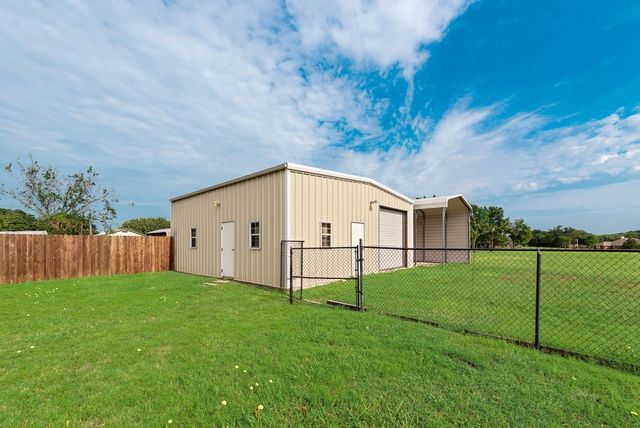 517 Hiwasee Road, Waxahachie, TX 75165