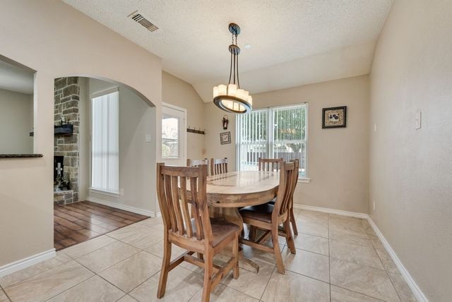 517 Hiwasee Road, Waxahachie, TX 75165