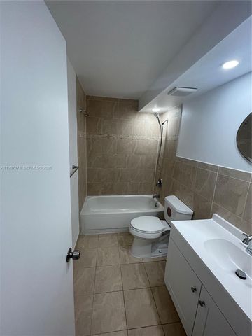 8261 SW 128th St 118, Pinecrest, FL 33156