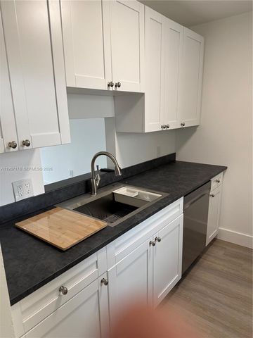 8261 SW 128th St 118, Pinecrest, FL 33156