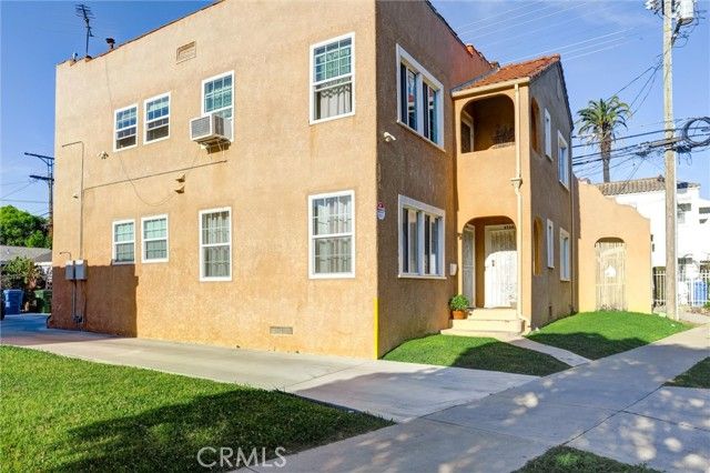 4756 Edgewood, Los Angeles, CA 90019