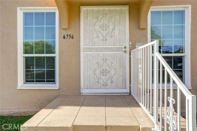 4756 Edgewood, Los Angeles, CA 90019