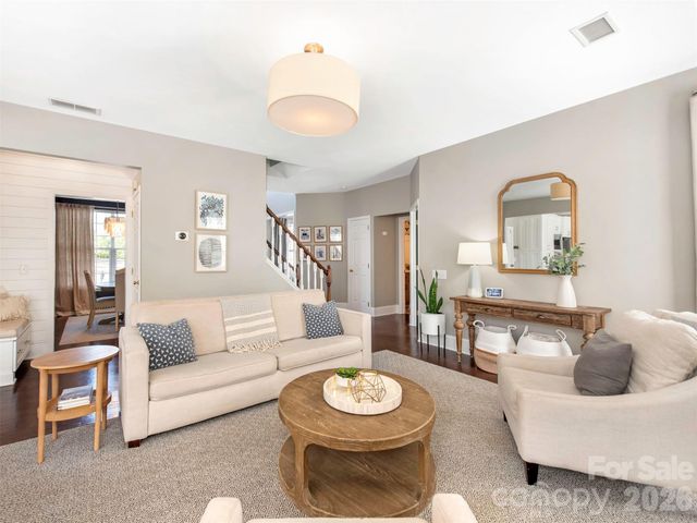 2306 Winthorp Ridge Road, Charlotte, NC 28270