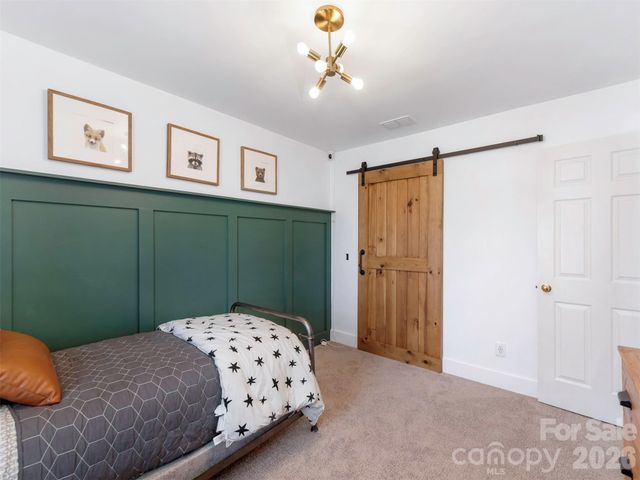 2306 Winthorp Ridge Road, Charlotte, NC 28270