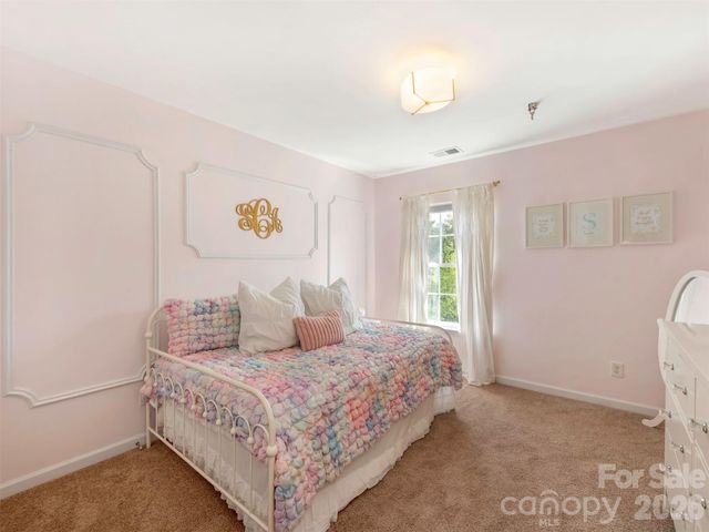 2306 Winthorp Ridge Road, Charlotte, NC 28270